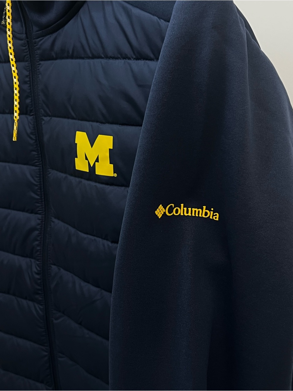 Columbia Michigan Wolverines Omni-Shield Hooded Jacket Men’s XL Blue/Yellow - Picture 4 of 9